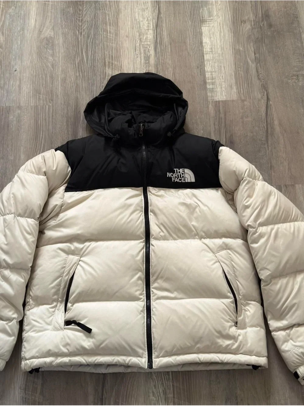 The North Face Men's Puffer Jacket in Black & Cream Colorblock